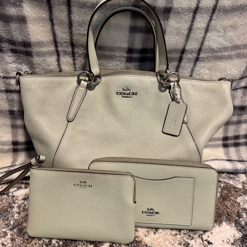 Coach - Kelsey Purse, Wristlet, Wallet Set